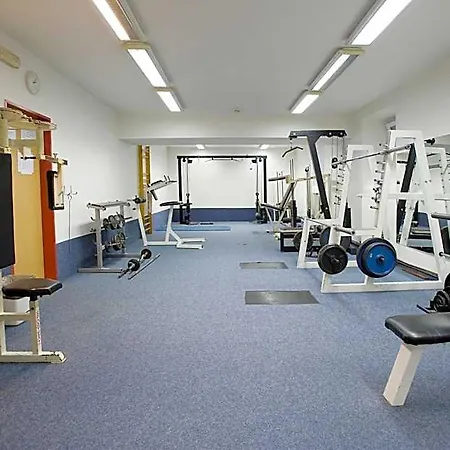 University Hotel Hotel 2*