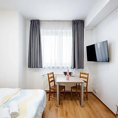University Hotel