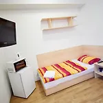 Szálloda University Hotel 2*