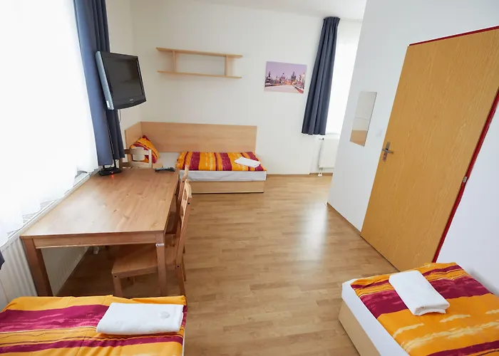 Szálloda University Hotel 2*